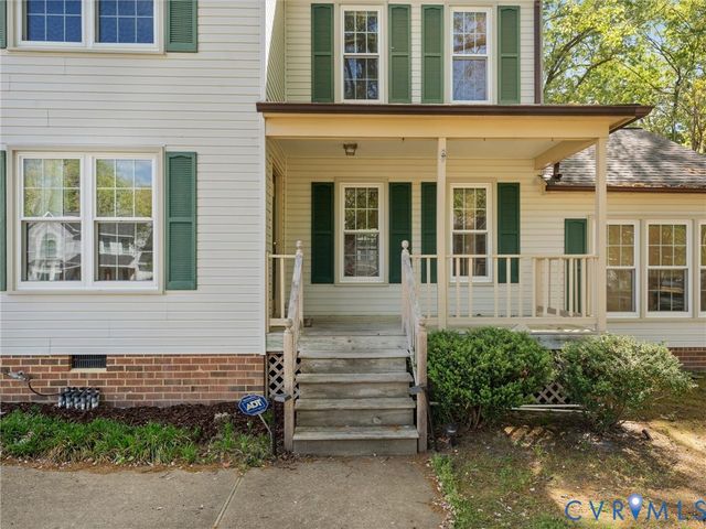 10713 Hamlin Way, Chester, VA 23831