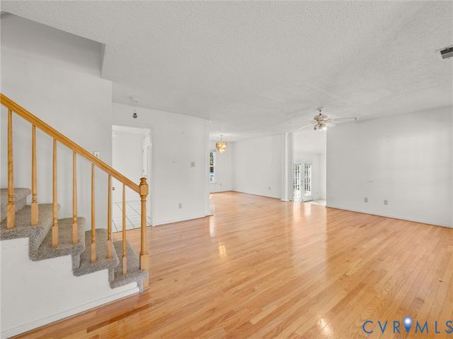 10713 Hamlin Way, Chester, VA 23831