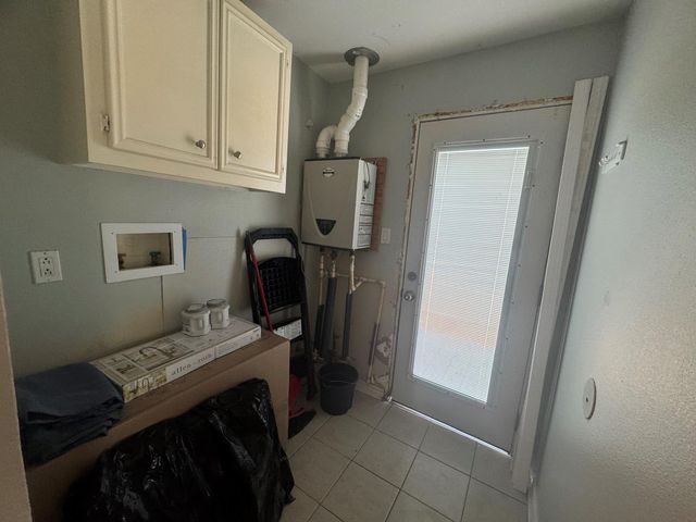 735 10th Street, San Leon, TX 77539