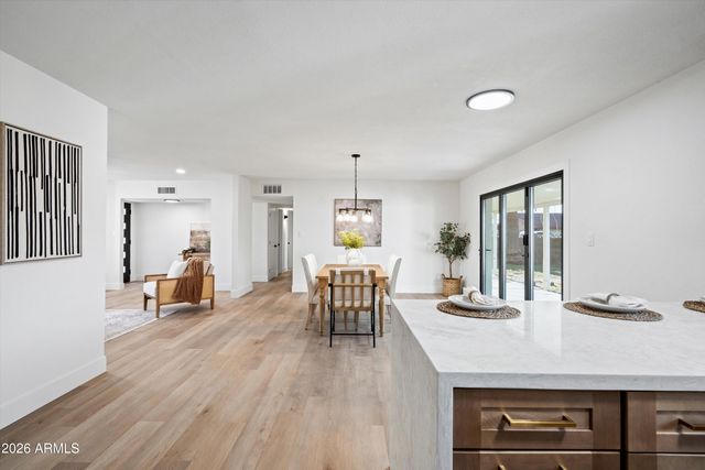 8102 E PALM Lane, Scottsdale, AZ 85257