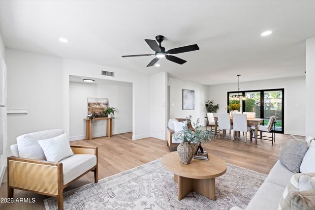 8102 E PALM Lane, Scottsdale, AZ 85257
