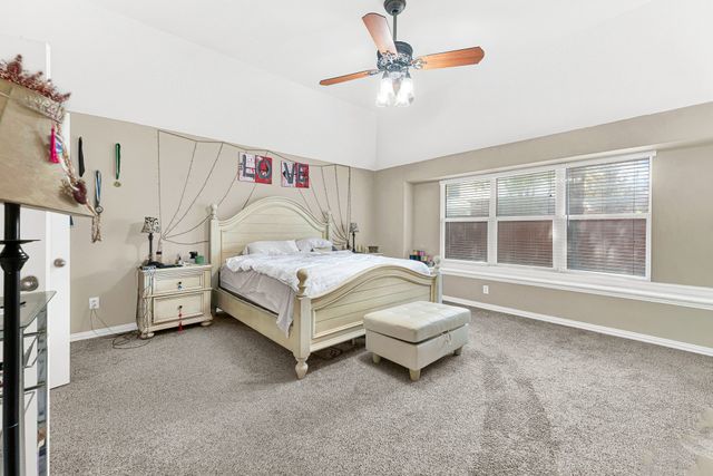 8120 Holliday Road, Lantana, TX 76226