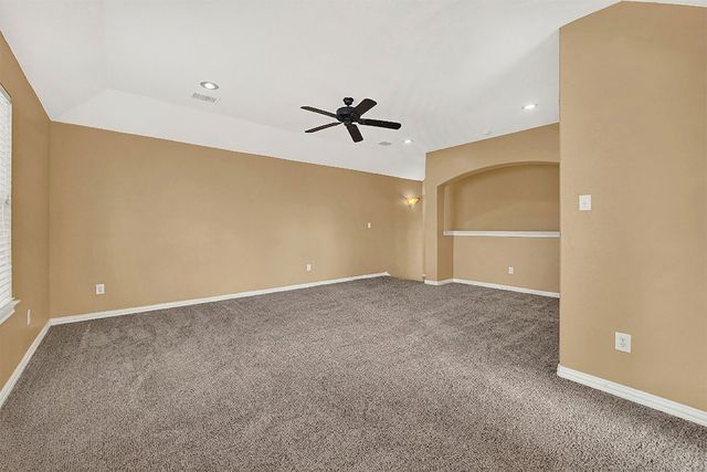 8120 Holliday Road, Lantana, TX 76226