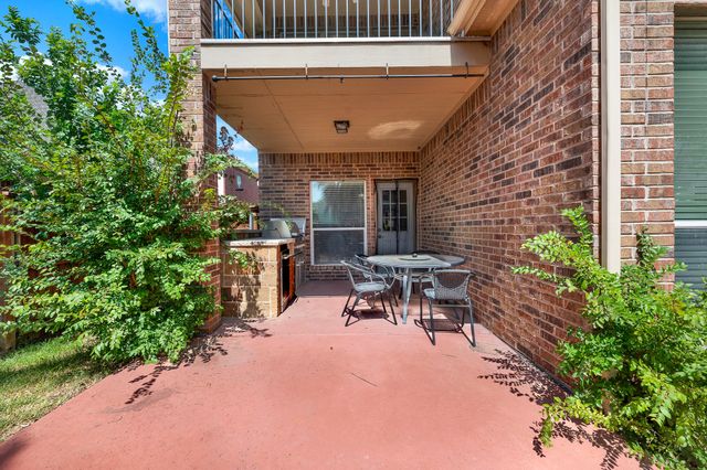 8120 Holliday Road, Lantana, TX 76226
