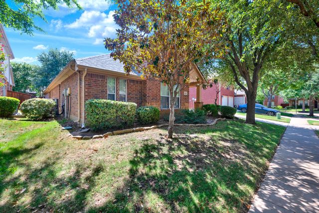 8120 Holliday Road, Lantana, TX 76226