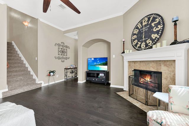 8120 Holliday Road, Lantana, TX 76226