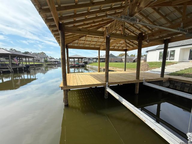 7812 Cutt Pointe Dr, Ventress, LA 70783