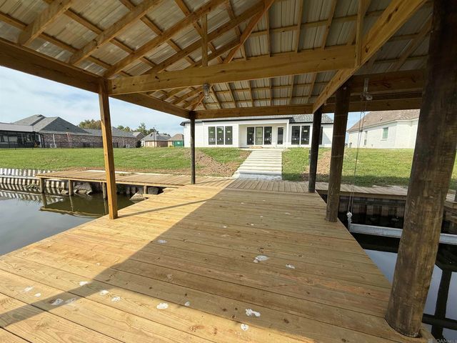 7812 Cutt Pointe Dr, Ventress, LA 70783