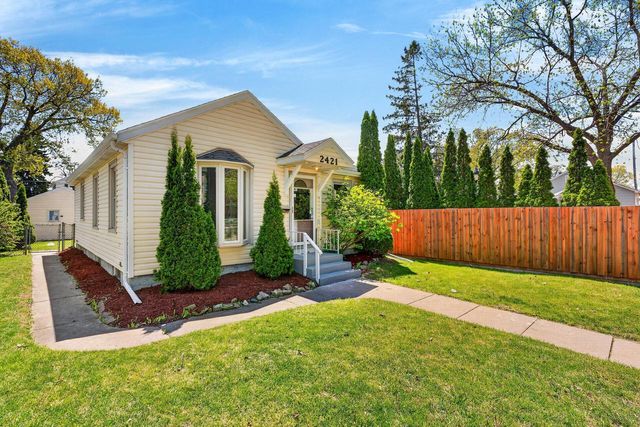 2421 Mohr AVENUE, Racine, WI 53405
