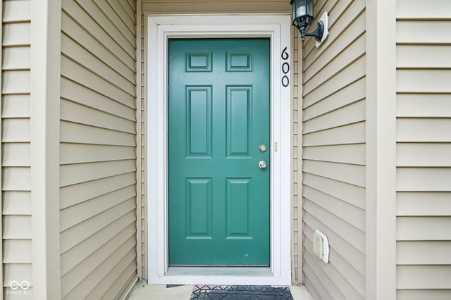 12035 Zircon Lane 600, Fishers, IN 46038