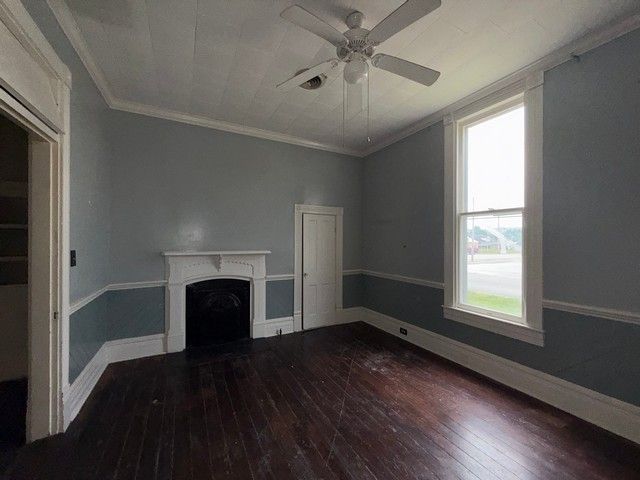 401 Cumberland St, E, Cowan, TN 37318