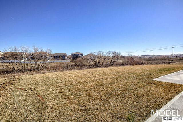 8205 S 196 Street, Gretna, NE 68028