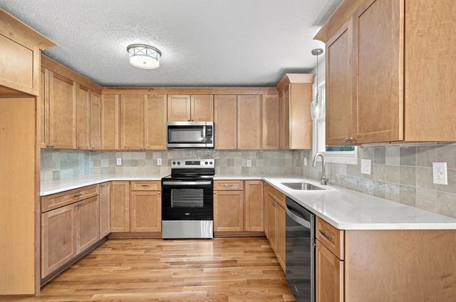 357 Twin Oaks Dr, Kingston Springs, TN 37082