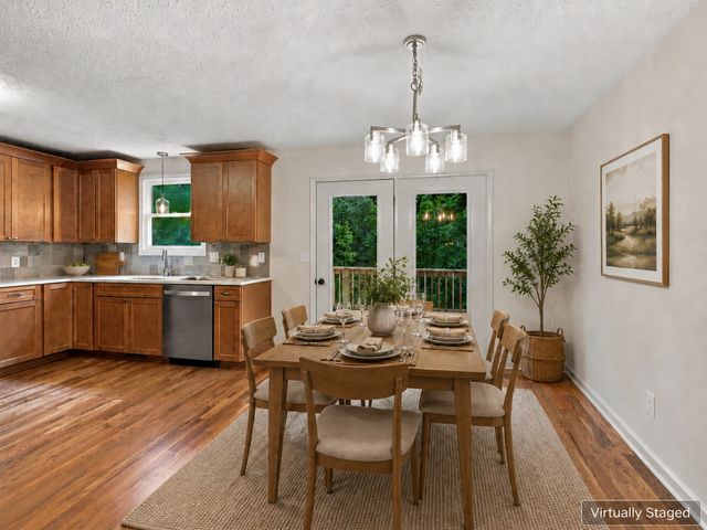 357 Twin Oaks Dr, Kingston Springs, TN 37082