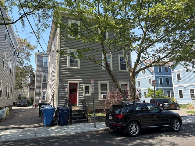 315 Elm St 3, Cambridge, MA 02139