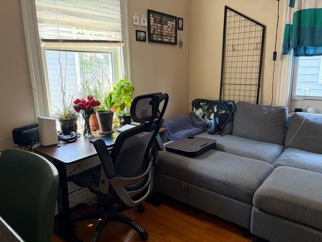 315 Elm St 3, Cambridge, MA 02139