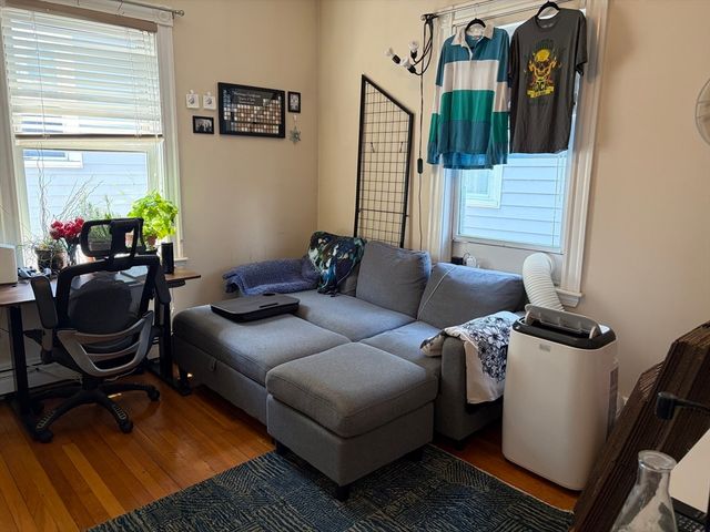 315 Elm St 3, Cambridge, MA 02139