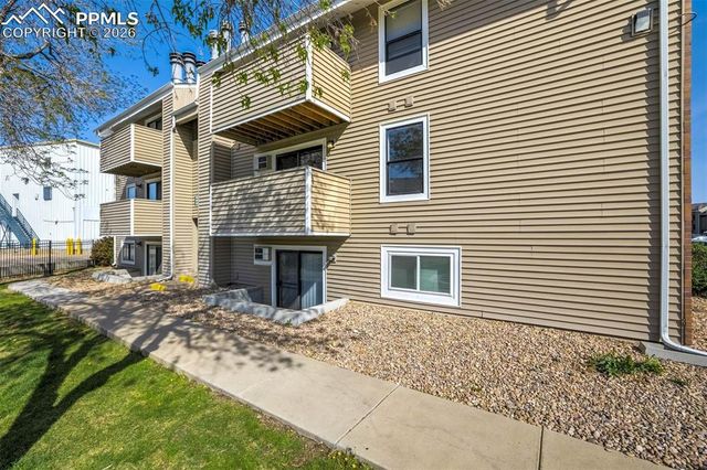 10150 Virginia Avenue 19-208, Denver, CO 80247