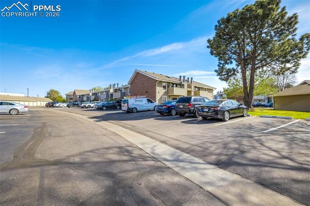 10150 Virginia Avenue 19-208, Denver, CO 80247