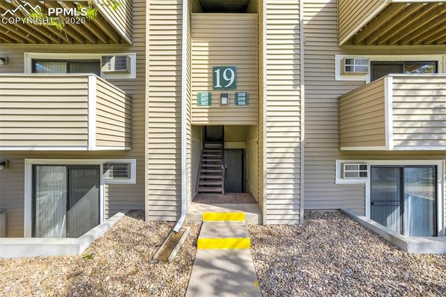 10150 Virginia Avenue 19-208, Denver, CO 80247