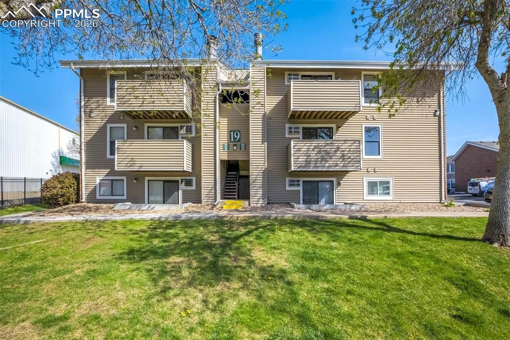 10150 Virginia Avenue 19-208, Denver, CO 80247