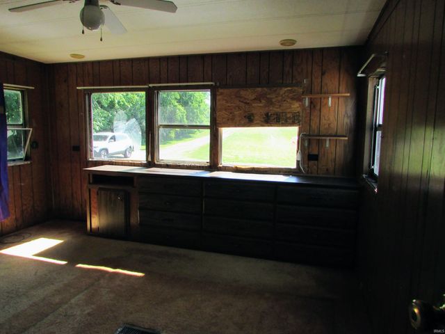 5897 S 775 E Street, Pierceton, IN 46562