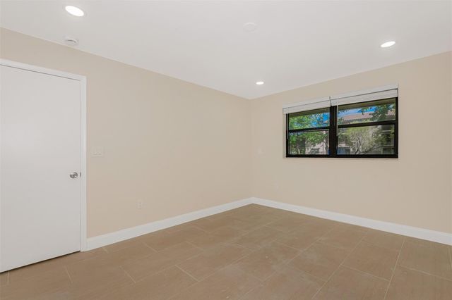9951 Nob Hill Place 9951, Sunrise, FL 33351