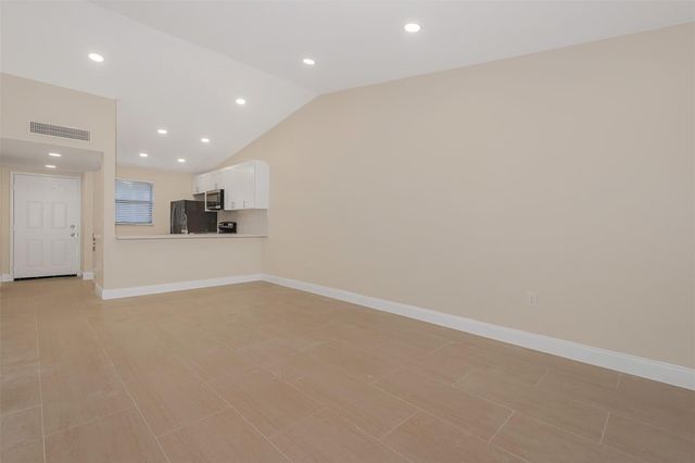 9951 Nob Hill Place 9951, Sunrise, FL 33351