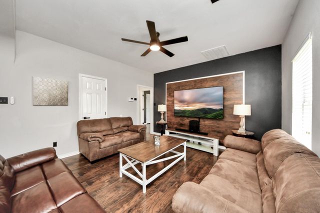 1603 Dove Run, Brookshire, TX 77423