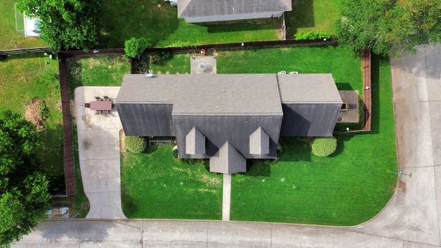 1603 Dove Run, Brookshire, TX 77423