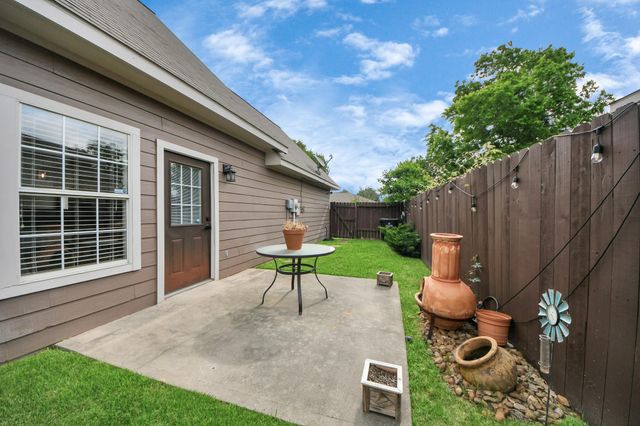 1603 Dove Run, Brookshire, TX 77423