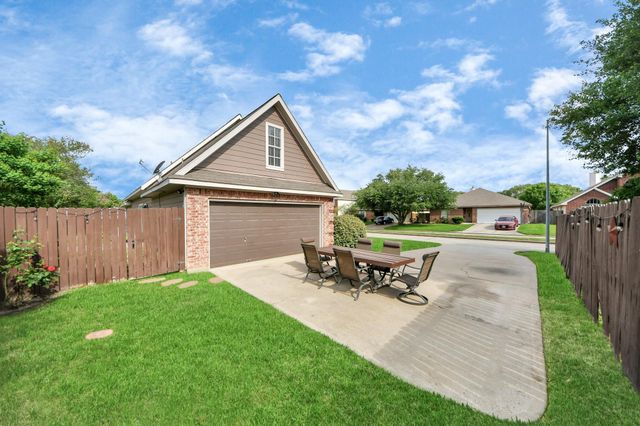 1603 Dove Run, Brookshire, TX 77423