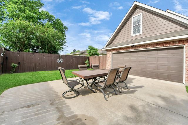 1603 Dove Run, Brookshire, TX 77423