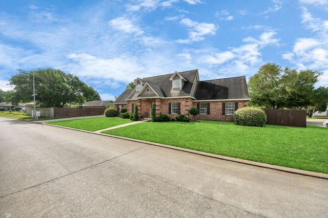 1603 Dove Run, Brookshire, TX 77423