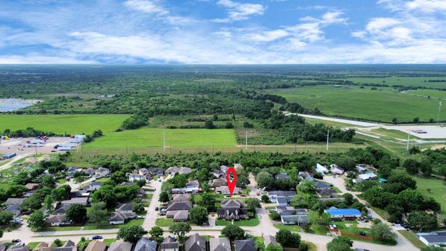 1603 Dove Run, Brookshire, TX 77423