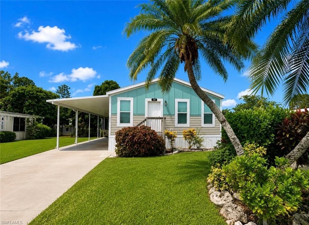 585 Cape Florida LN, NAPLES, FL 34104 — exterior
