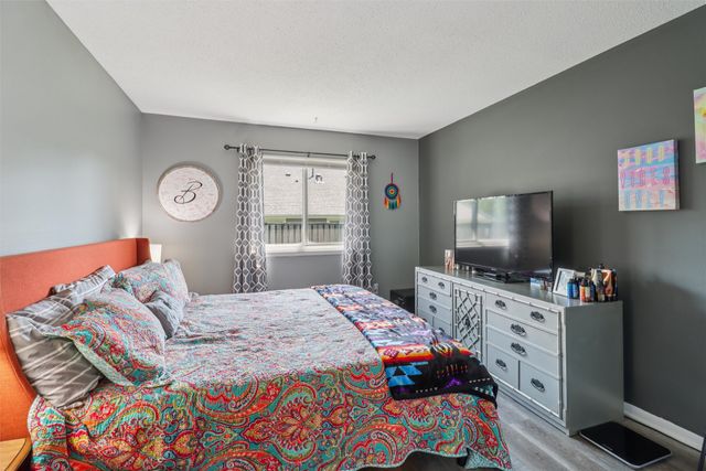 926 E 15th Street N, Newton, IA 50208