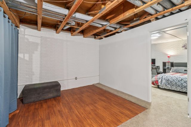 926 E 15th Street N, Newton, IA 50208