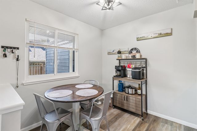 926 E 15th Street N, Newton, IA 50208