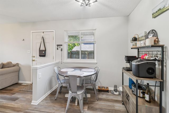 926 E 15th Street N, Newton, IA 50208