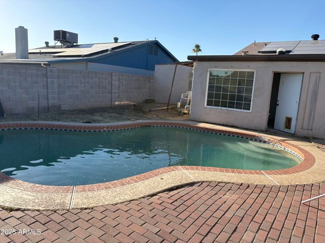 3737 W MICHIGAN Avenue, Glendale, AZ 85308