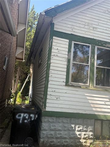 9377 Otsego Street, Detroit, MI 48204