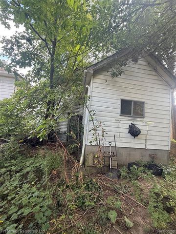 9377 Otsego Street, Detroit, MI 48204