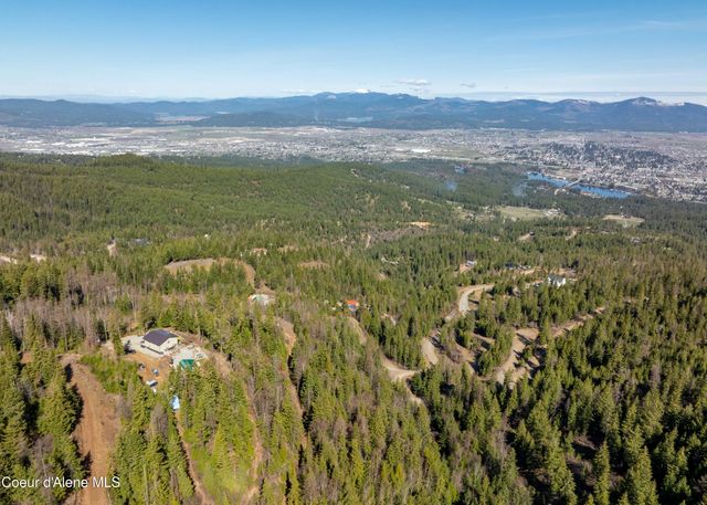 12251 W Blessing Hill RD, Post Falls, ID 83854