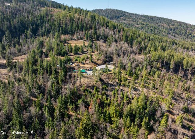 12251 W Blessing Hill RD, Post Falls, ID 83854