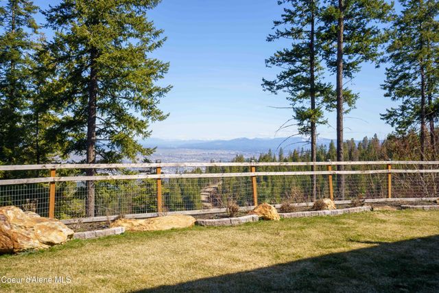 12251 W Blessing Hill RD, Post Falls, ID 83854