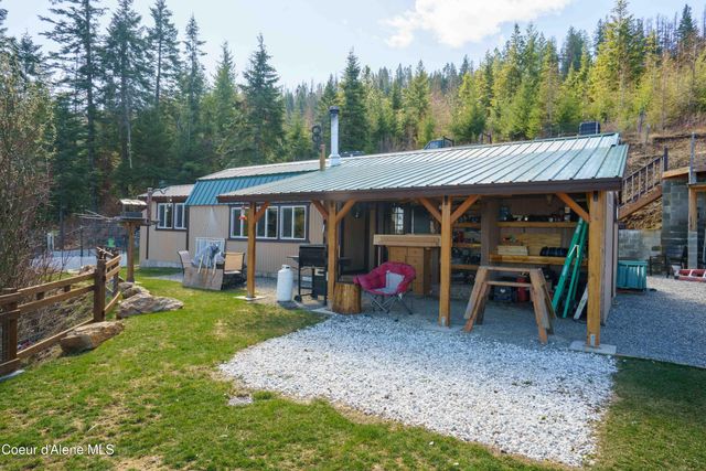 12251 W Blessing Hill RD, Post Falls, ID 83854
