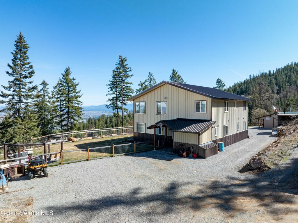12251 W Blessing Hill RD, Post Falls, ID 83854 photo 2