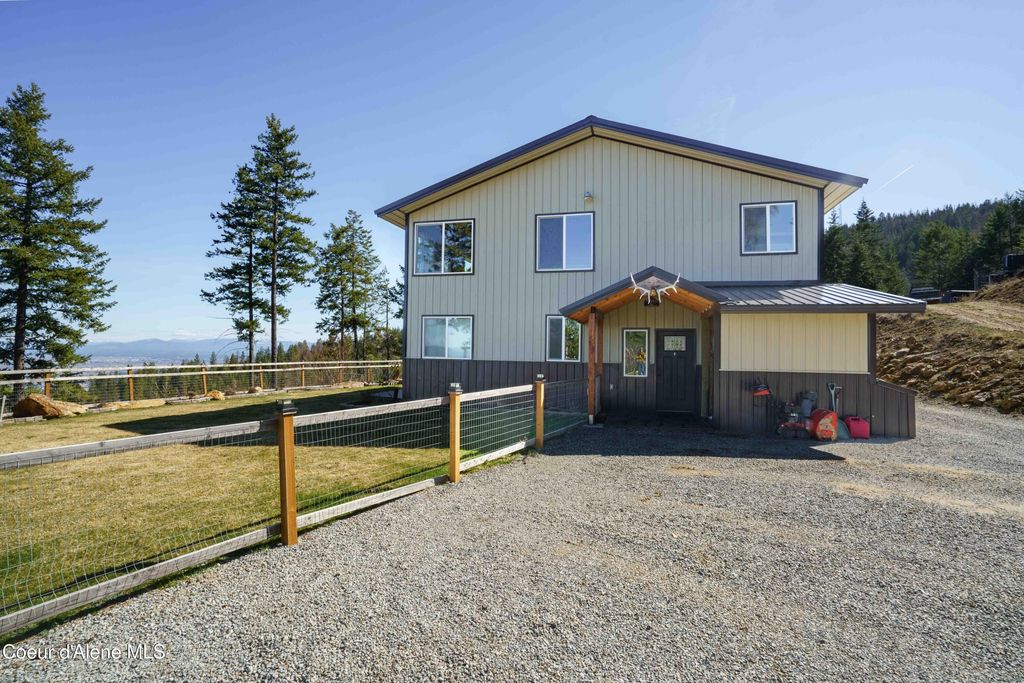12251 W Blessing Hill RD, Post Falls, ID 83854 photo 3
