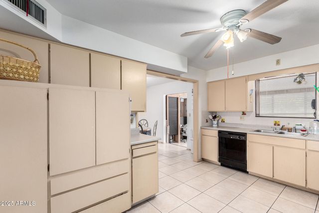 5921 E BOSTON Street, Mesa, AZ 85205